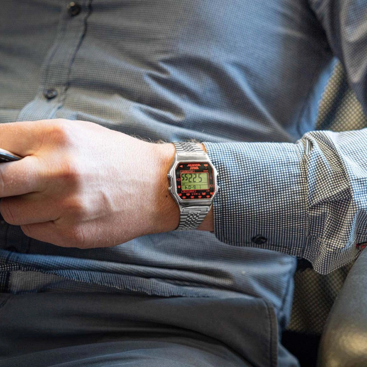 TIMEX T80 TW2V30000U8 - 34mm - Space Invaders Limited Edition